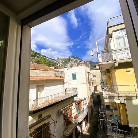 Domus Mare Amalfi Coast * ミノーリ