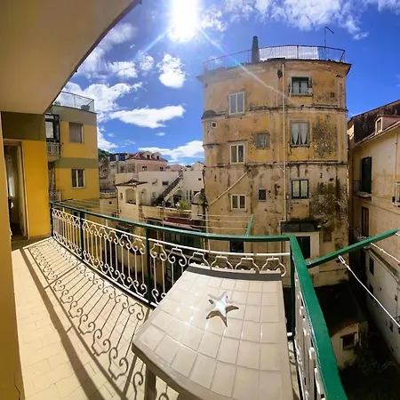 Domus Mare Amalfi Coast * ミノーリ
